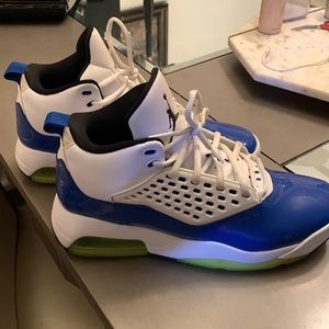 Jordan Maxin 200 sprite! Blue color!